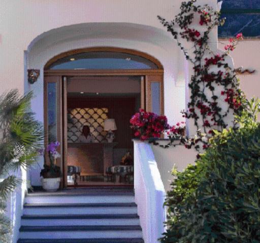 Hotel Villa Ireos Casamicciola Terme Exterior foto